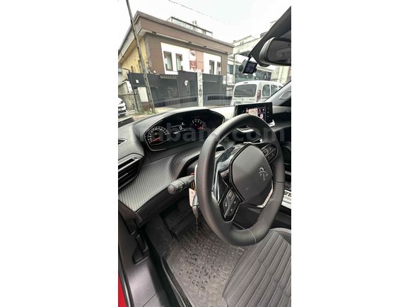 Sahibinden Peugeot 2008 1.2 PureTech Active Skypack 2022 Model 