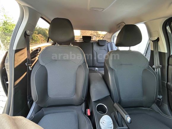 Sahibinden Renault Megane 1.3 TCe Joy 2020 Model 