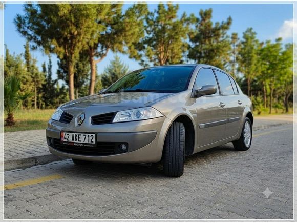 Sahibinden Renault Megane 1.6 Expression 2009 Model Makyajlı Kasa