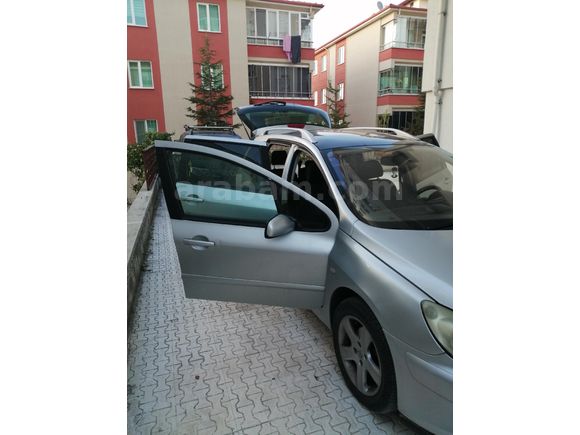 190000km değişen siz otomatik  307 1.6 Pack 2004 Model
