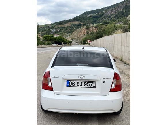 Sahibinden Hyundai Accent Era 1.4 Team 2008 Model 