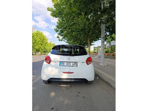 OTOMATİK DEĞİŞENSİZ 2017 ÇIKIŞLI SERVİS BAKIMLI TERTEMİZ