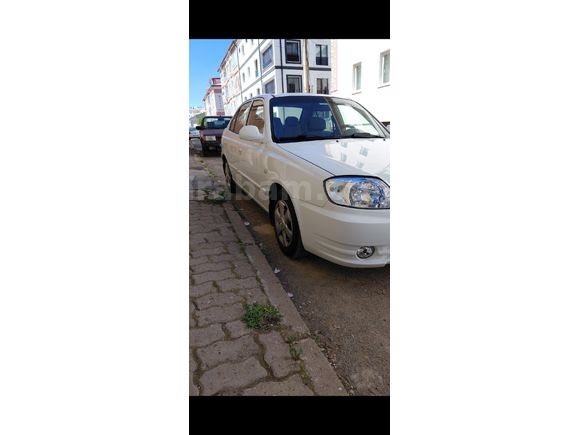 Sahibinden Hyundai Accent 1.6 Admire 2004 Model