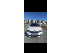 Sahibinden Skoda Rapid 1.4 TDI GreenTec Ambition 2015 Model