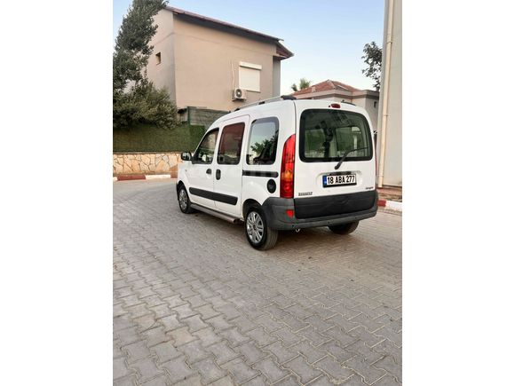 Sahibinden Renault Kangoo Multix 1.5 dCi Authentique 2011 Model  254 km Beyaz