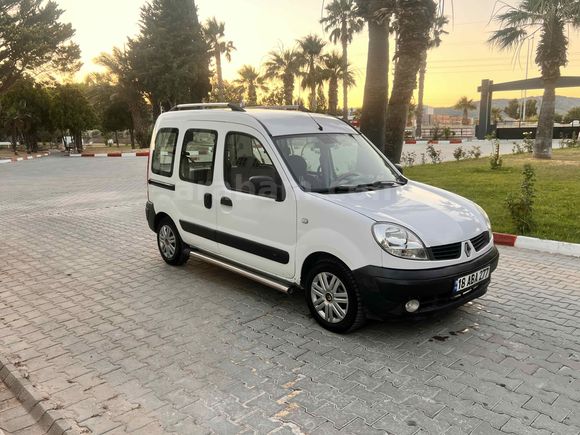Sahibinden Renault Kangoo Multix 1.5 dCi Authentique 2011 Model  254 km Beyaz