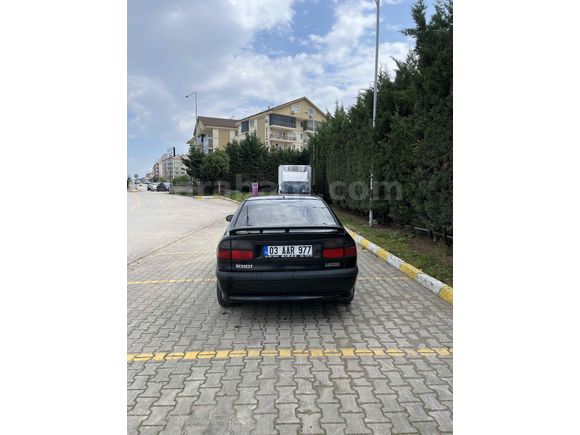 Sahibinden Renault Laguna 2.0 RXE 1996 Model 