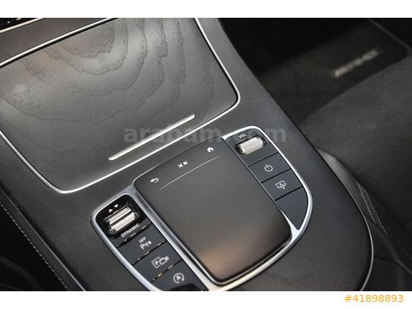 MERCEDES-BENZ CERTIFIED OTOMOL MERTER 2023 E 200 D AMG