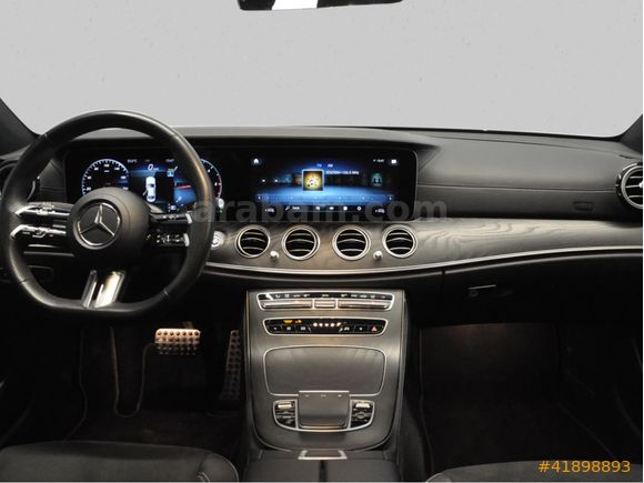 MERCEDES-BENZ CERTIFIED OTOMOL MERTER 2023 E 200 D AMG