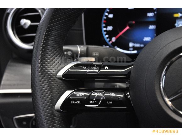 MERCEDES-BENZ CERTIFIED OTOMOL MERTER 2023 E 200 D AMG