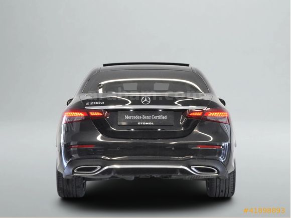 MERCEDES-BENZ CERTIFIED OTOMOL MERTER 2023 E 200 D AMG