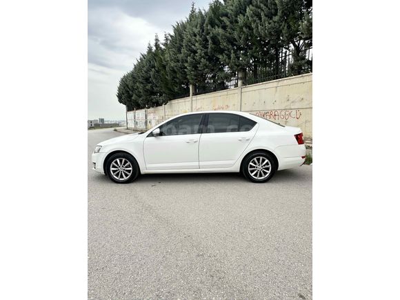 Sahibinden Temiz Otomatik Octavia 