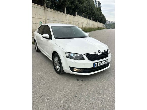 Sahibinden Temiz Otomatik Octavia 