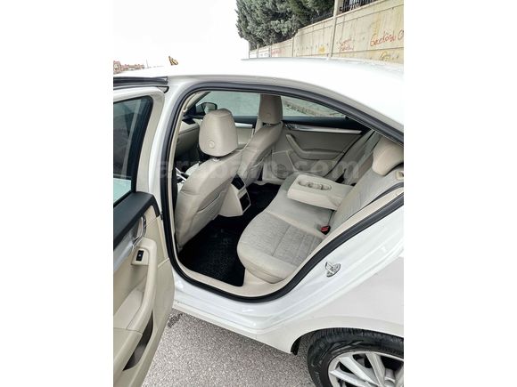 Sahibinden Temiz Otomatik Octavia 