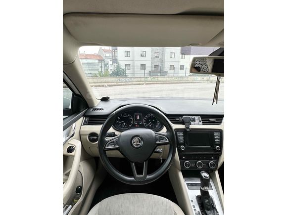 Sahibinden Temiz Otomatik Octavia 