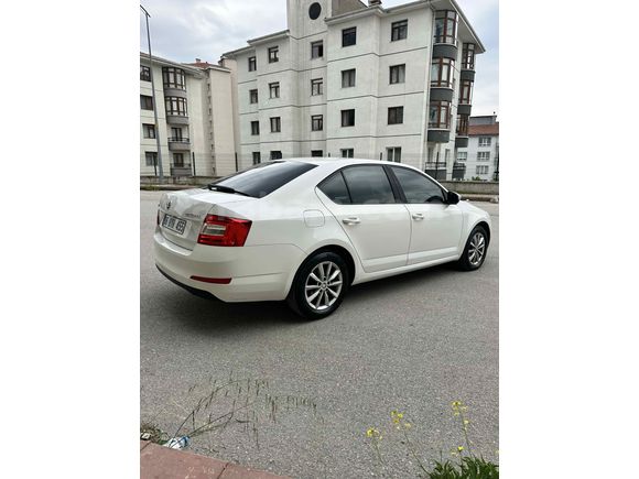 Sahibinden Temiz Otomatik Octavia 