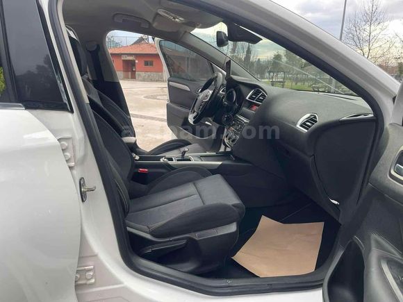 Sahibinden Citroen C4 1.6 e-HDi Confort Plus 2012 Model 