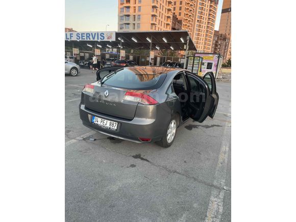 Sahibinden Renault Laguna 1.6 Expression 2010 Model 