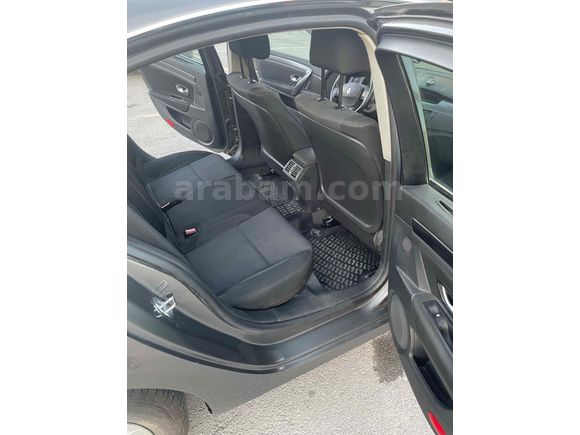 Sahibinden Renault Laguna 1.6 Expression 2010 Model 