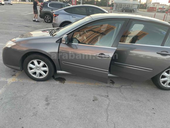 Sahibinden Renault Laguna 1.6 Expression 2010 Model 