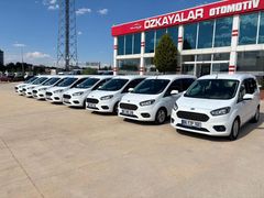 ÖZKAYALAR'DAN 2023 MODEL HATASIZ BOYASIZ TRAMERSİZ FORD COURİER 1.5 TDCİ 100 HP %20 FATURALI