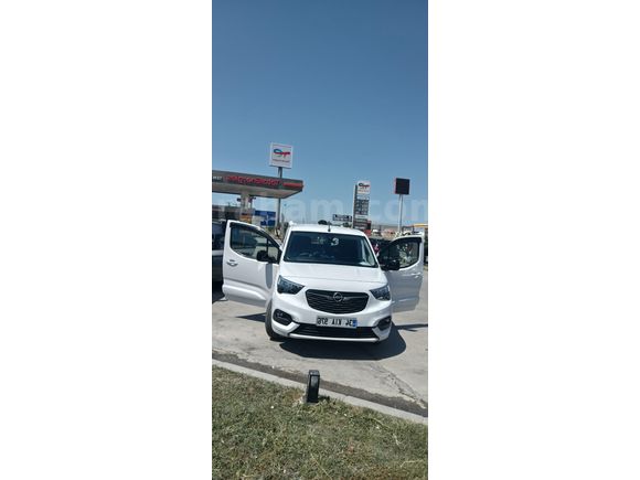 Sahibinden Opel Combo 1.5 CDTI Ultimate XL 2024 Model