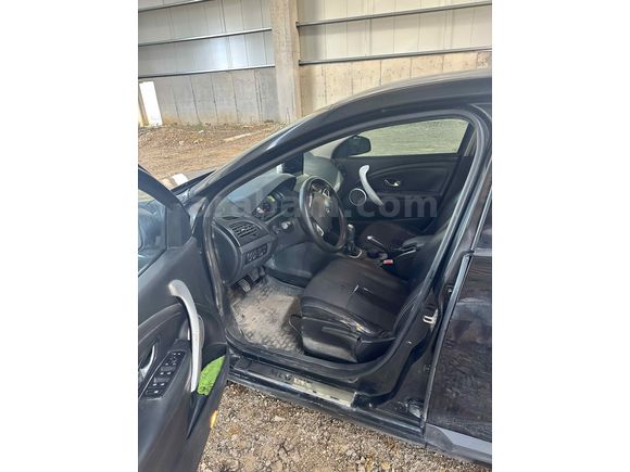 Sahibinden Renault Megane 1.6 Expression 2010 Model 
