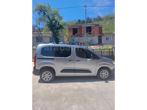 İlk Sahibinden 9000 km de Hatasız