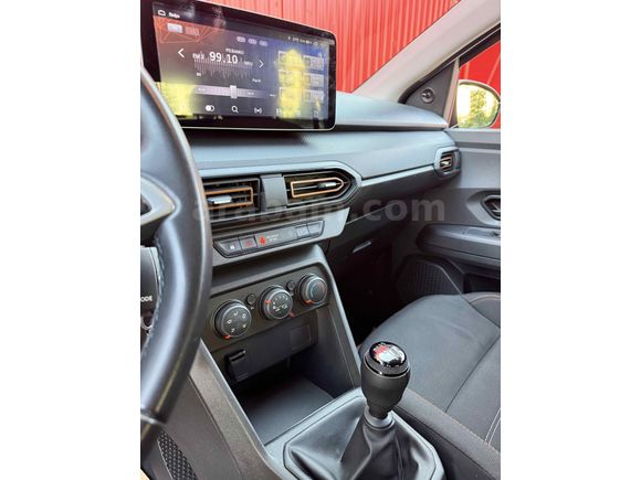 LÜXOVA CAR'S DAN Dacia Sandero Stepway 1.0 Tce Essential 2023 Model Ankara