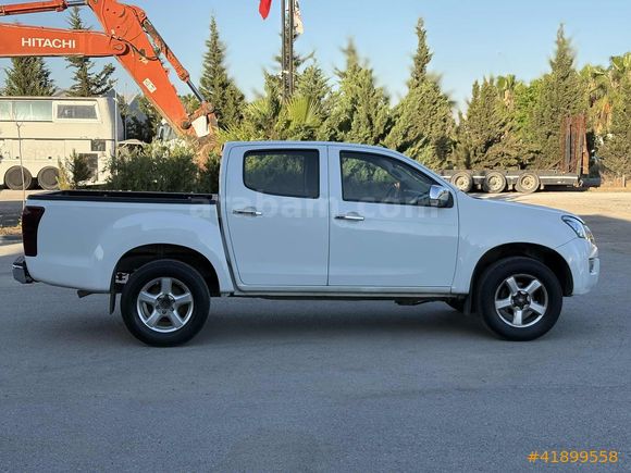 ÖZ PAMUK'DAN 2017 4x4 ISUZU D-MAX 163 HP %20 FATURALI