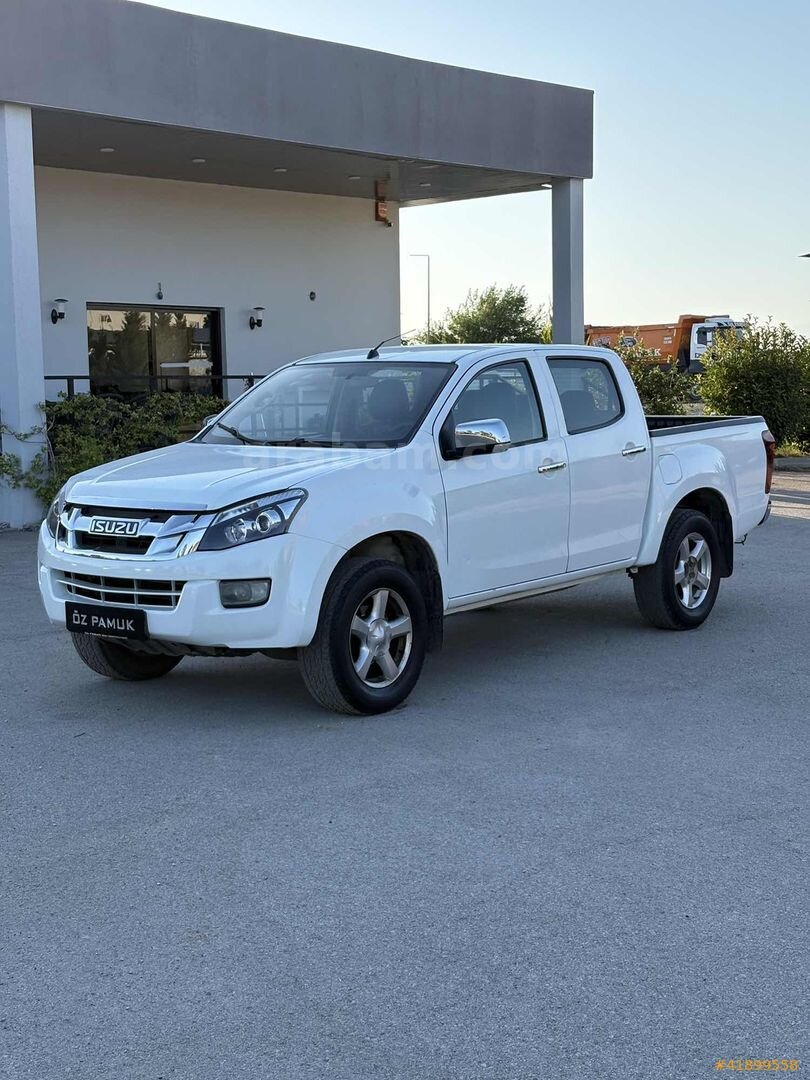 Galeriden Isuzu D-Max 2.5 4x4 LTD 2017 Model Adana 265.000 km Beyaz 1