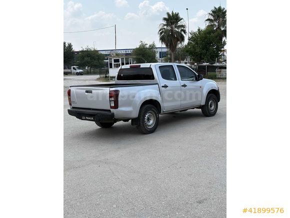 ÖZ PAMUK'DAN 2017 4x4 ISUZU D-MAX 163 HP %20 FATURALI