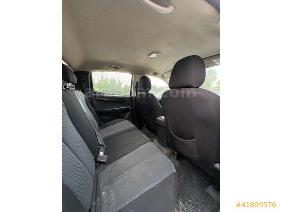 ÖZ PAMUK'DAN 2017 4x4 ISUZU D-MAX 163 HP %20 FATURALI