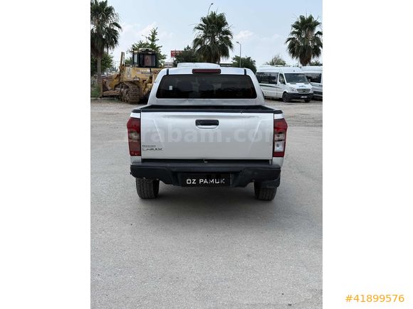 ÖZ PAMUK'DAN 2017 4x4 ISUZU D-MAX 163 HP %20 FATURALI