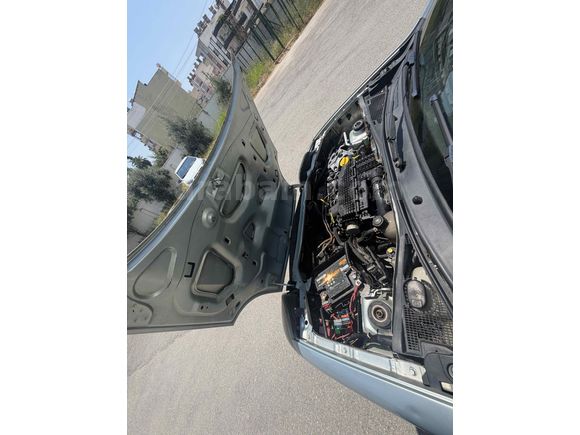 Mumicars tan Renault Kangoo Multix 1.5 dCi Authentique 2006 Model Mersin