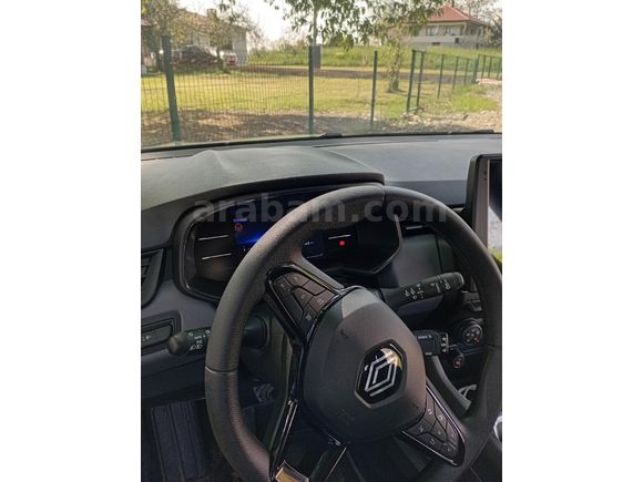 Sahibinden Renault Clio 1.0 TCe Equilibre 2023 Model