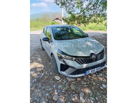 Sahibinden Renault Clio 1.0 TCe Equilibre 2023 Model