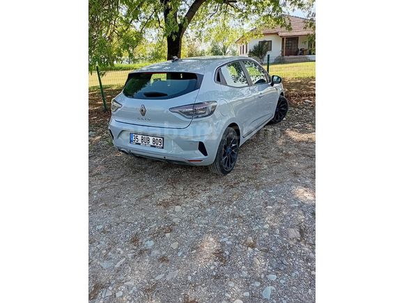 Sahibinden Renault Clio 1.0 TCe Equilibre 2023 Model