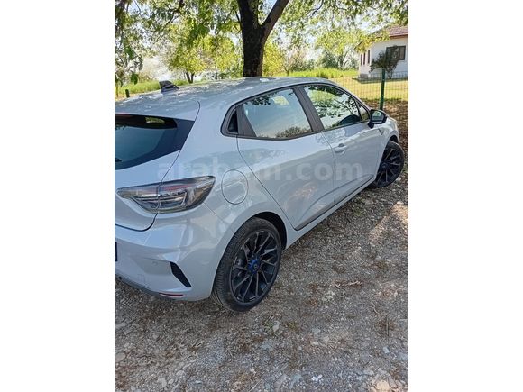 Sahibinden Renault Clio 1.0 TCe Equilibre 2023 Model