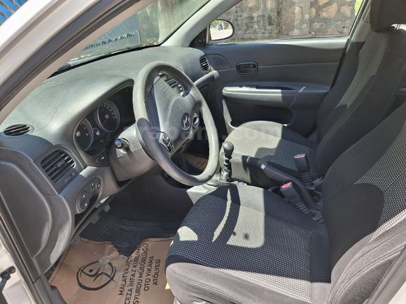 Sahibinden Hyundai Accent Era 1.4 Team 2011 Model