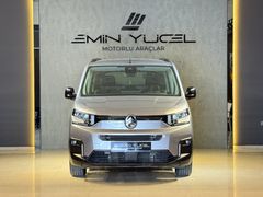 EMİN YÜCEL'den 2025 CITROEN BERLINGO 1.5 BlueHDI YOU EAT8