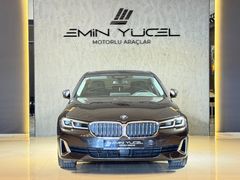 EMİN YÜCEL'den 2022 BMW 520i LUXURY LINE (ekstralı)