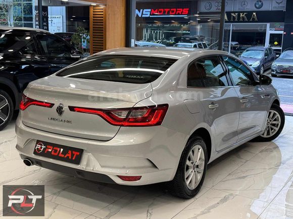 POLAT'TAN 2020 MODEL RENAULT MEGANE TOUCH OTOMATİK HATASIZ