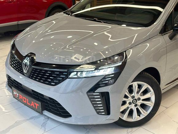 POLAT' 2025 MODEL 1.0 TCE RENAULT CLİO EVOLUTİON 15 DK KREDİ İLE