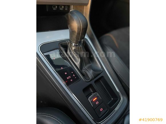 ÖNER AUTO'DAN SEAT LEON 1.6 TDI OTOMATİK CAM TAVANLI
