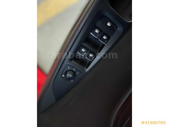 ÖNER AUTO'DAN SEAT LEON 1.6 TDI OTOMATİK CAM TAVANLI