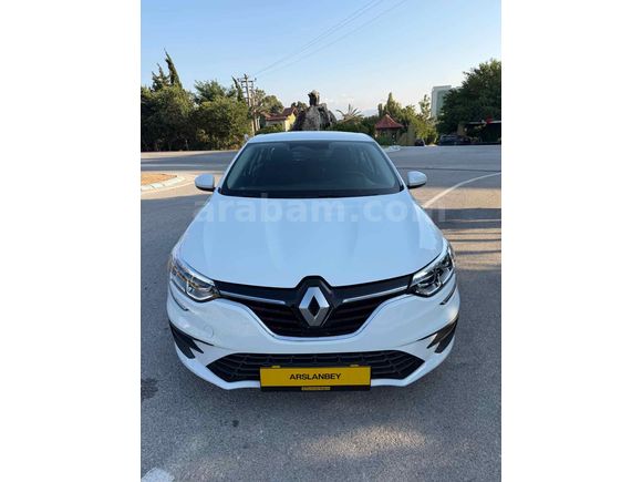 Sahibinden Renault Megane 1.3 TCe Touch 2025 Model 