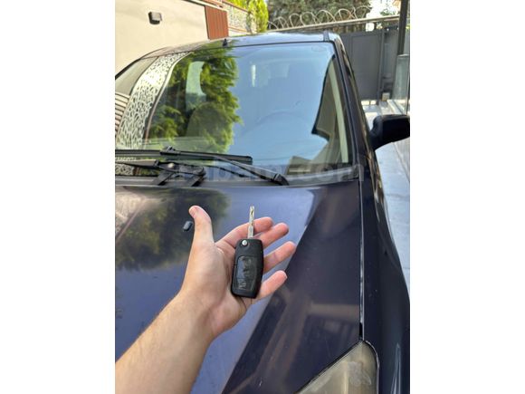 Sahibinden Ford C-Max 1.6 TDCi Ghia 2006 Model 