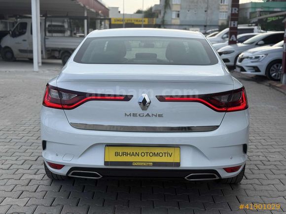 TEK EL 2022 MODEL Megane Sedan 1.3 TCe Joy EDC 40 BİN KM