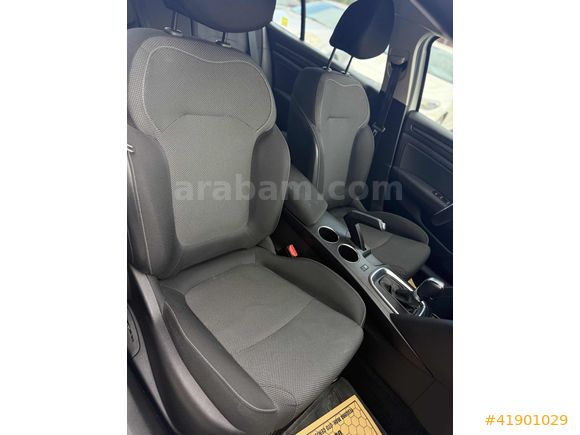 TEK EL 2022 MODEL Megane Sedan 1.3 TCe Joy EDC 40 BİN KM